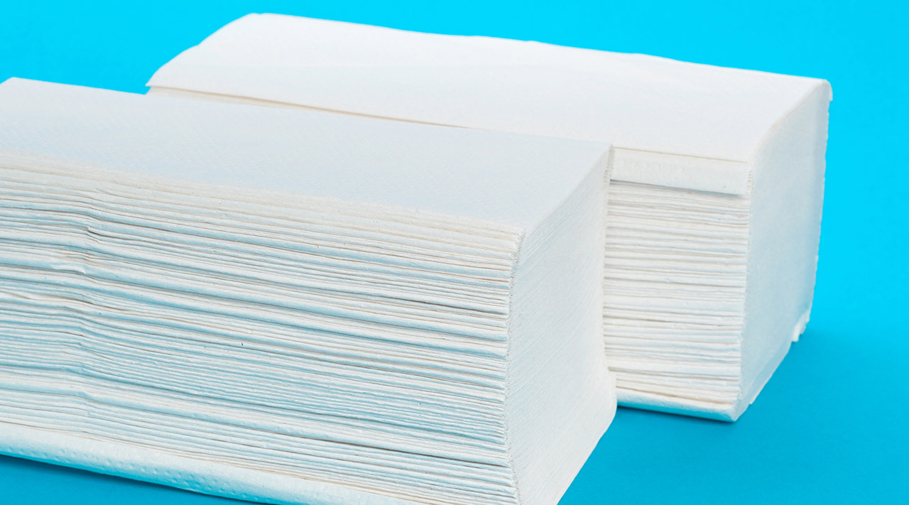 Multifold commercial paper towels with interlocking fold Multifold commercial paper towels with interlocking fold