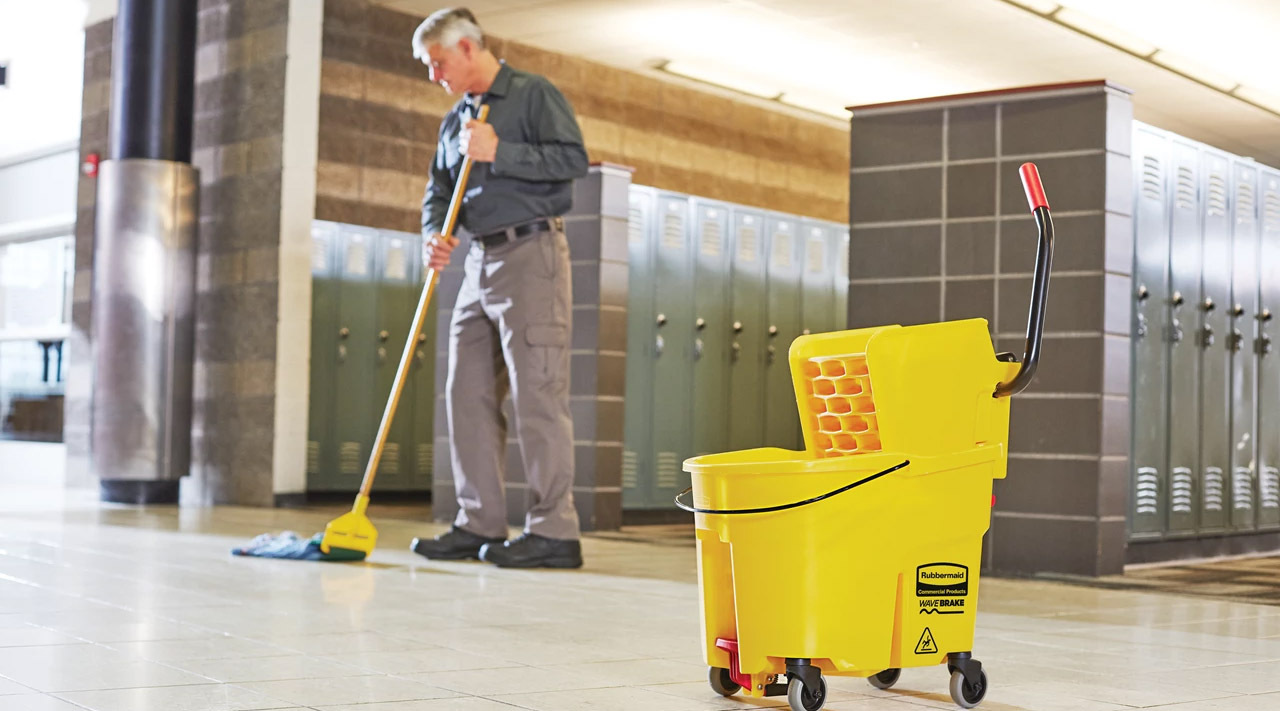 keeping floors dry and slip-free during use keeping floors dry and slip-free during use